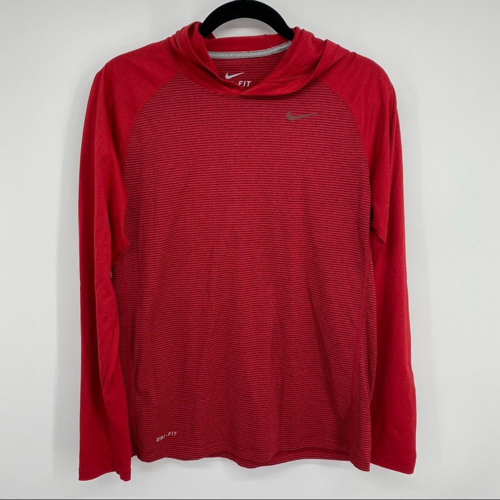Nike Dri-Fit Long Sleeve Top with Hood Size Medium